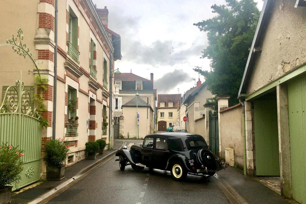 Le 1930, Chambres D'Hotes De Charme Cosne-Cours-Sur-Loire ภายนอก รูปภาพ